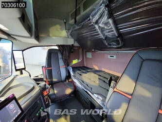 2025-volvo-fh16-780-4x2-new-xl-retarder-full-air-i-parkcool-2xtanks-alcoa-s-45264217