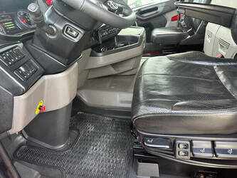 2018-scania-r500-1412525-45264947