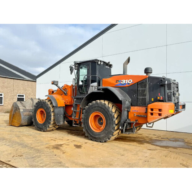 2021 Hitachi ZW310-6-45265300