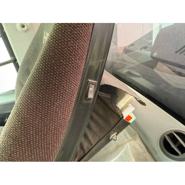 2021 Hitachi ZW310-6-45265309