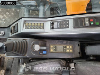 2012-hyundai-robex-260lc-9-a-45265637