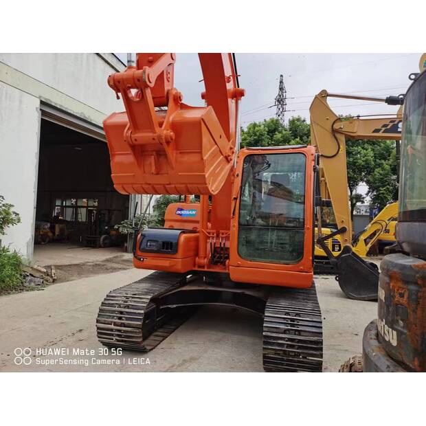 2022 دووسان DX140LC-45266189