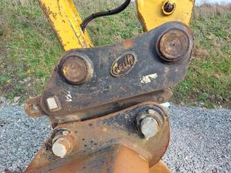 2016-komatsu-45270587