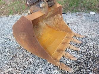 2016-komatsu-45270589