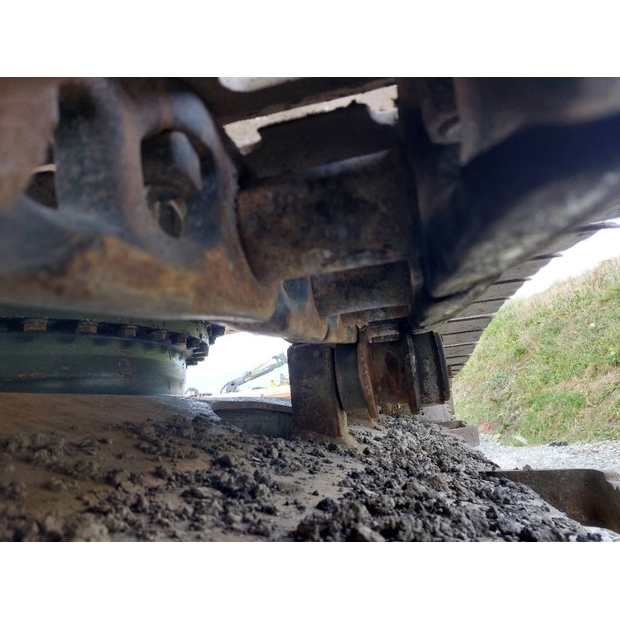 2016 Komatsu-45270603