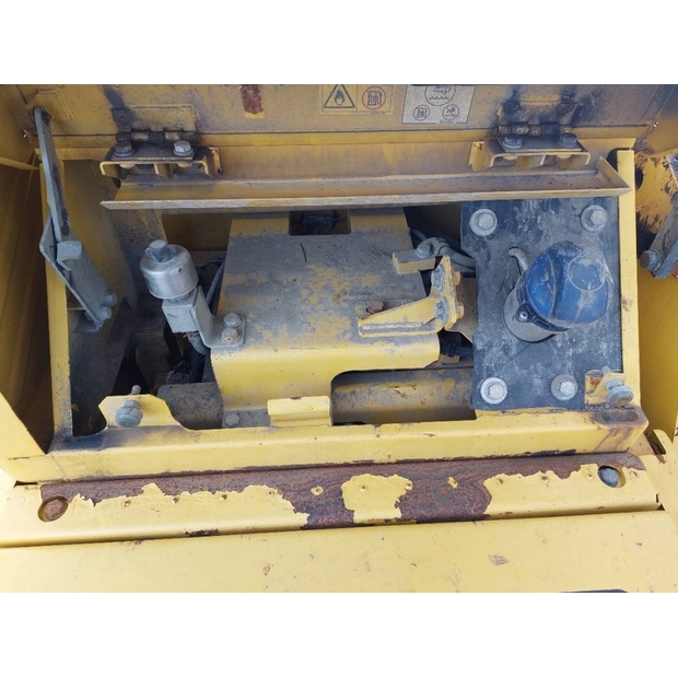 2016 Komatsu-45270608