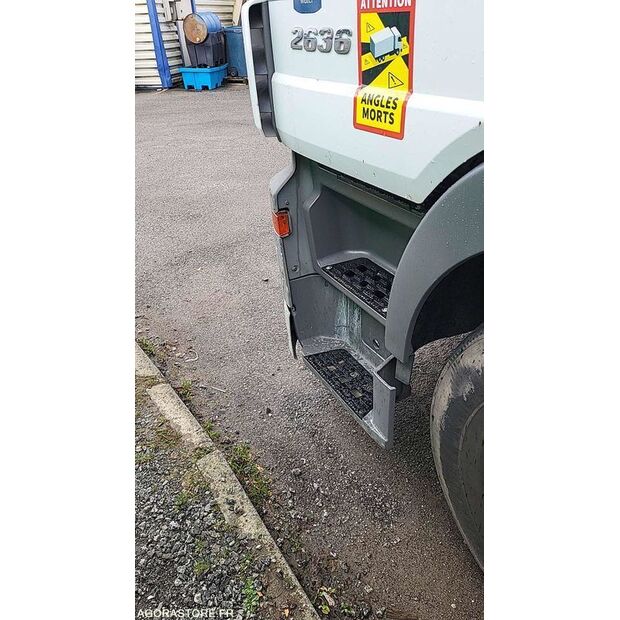 2010 Mercedes-Benz 2636-45280465