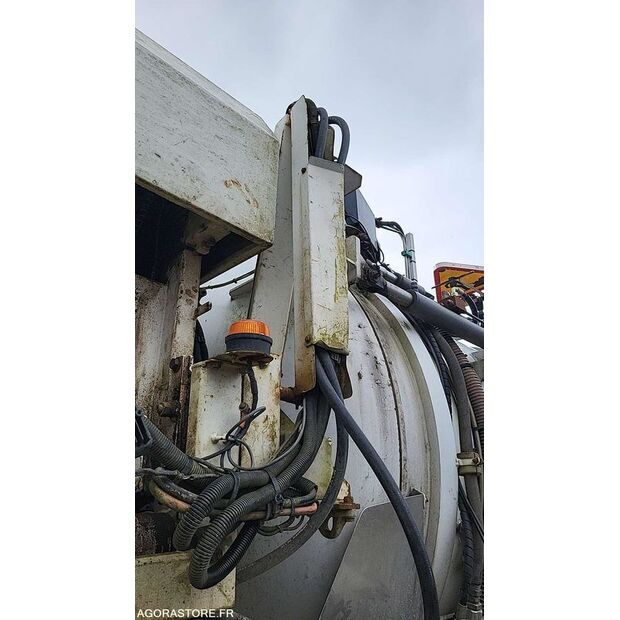 2010 Mercedes-Benz 2636-45280470