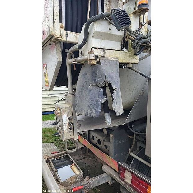 2010 Mercedes-Benz 2636-45280471