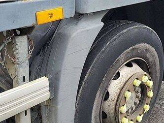 2010-mercedes-benz-2636-1412635-45280472