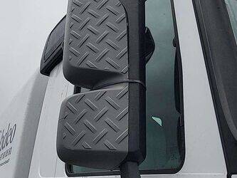 2010-mercedes-benz-2636-1412635-45280474