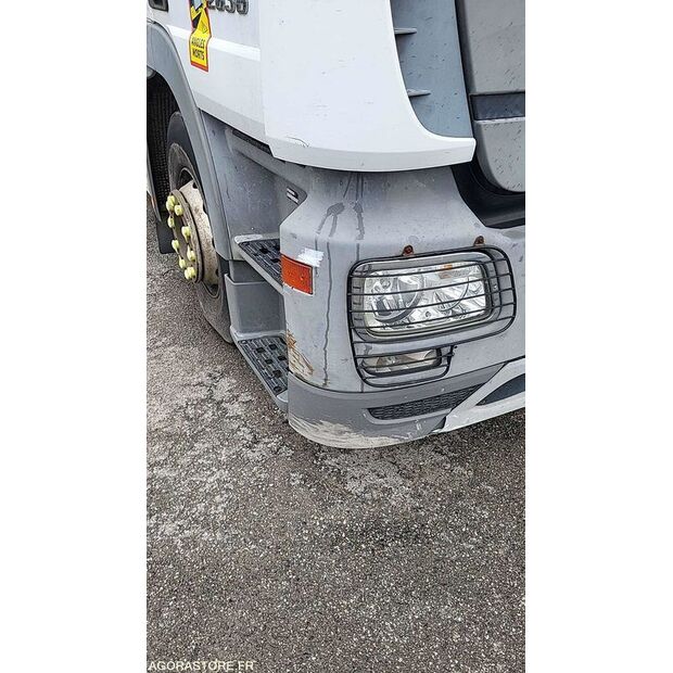 2010 Mercedes-Benz 2636-45280475