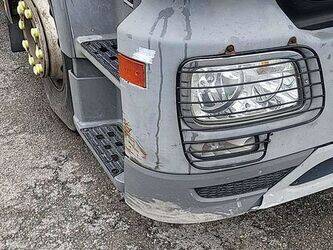 2010-mercedes-benz-2636-1412635-45280475