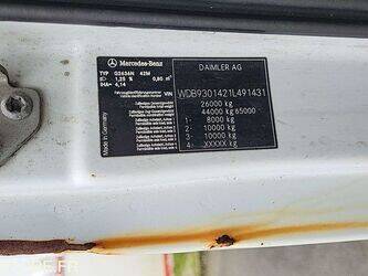 2010-mercedes-benz-2636-1412635-45280477