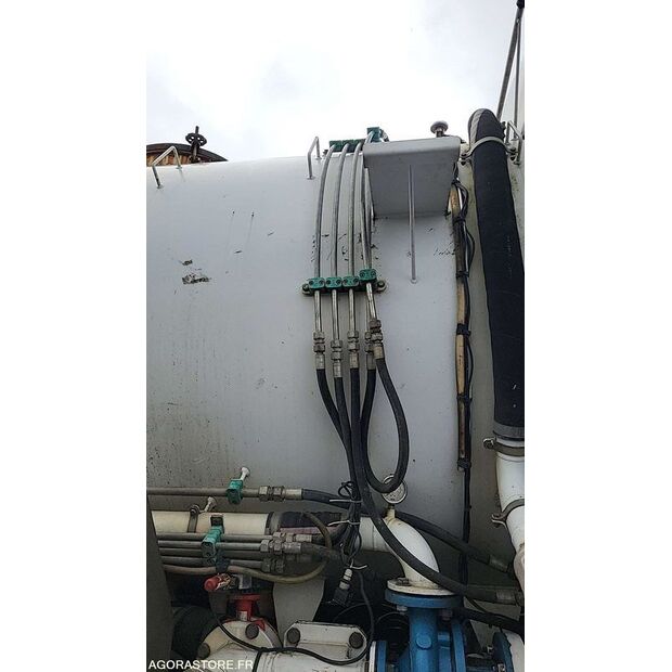 2010 Mercedes-Benz 2636-45280492