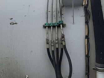 2010-mercedes-benz-2636-1412635-45280492