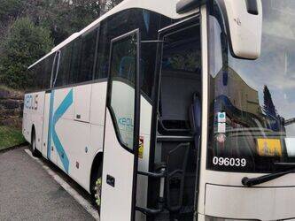 2009-mercedes-benz-tourismo-1412637-45280520