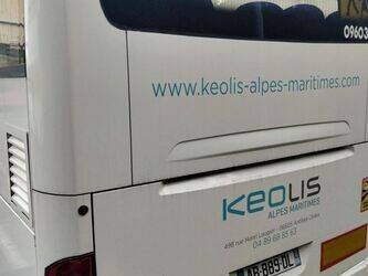 2009-mercedes-benz-tourismo-1412637-45280527