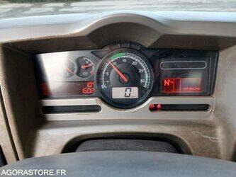 2009-renault-premium-1412646-45280619