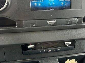 2021-mercedes-benz-sprinter-1412650-45280662