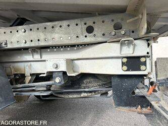 2021-mercedes-benz-sprinter-1412650-45280663