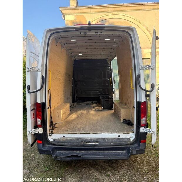 2023 Volkswagen CRAFTER-45280748