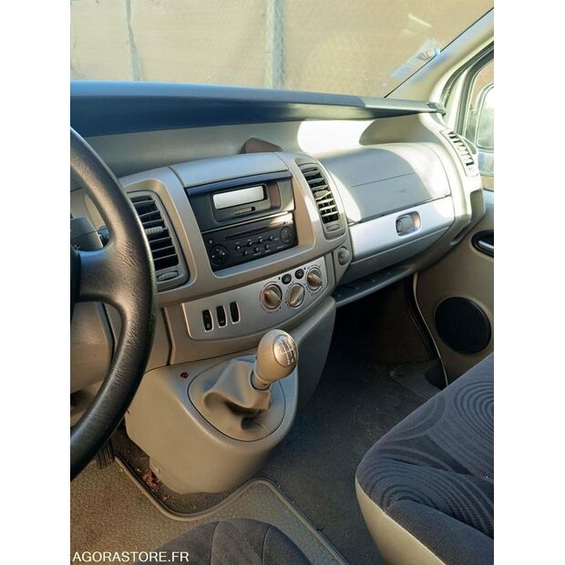 2010 Renault Trafic-45280779