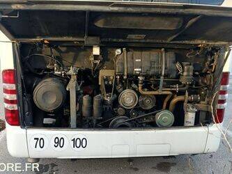 2011-mercedes-benz-tourismo-1412659-45280783