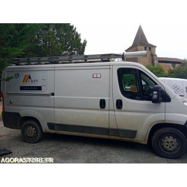 2012 بيجو BOXER-45280816