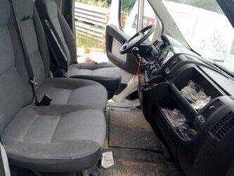 2012-peugeot-boxer-1412661-45280821