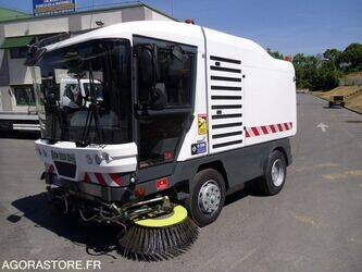 صورة ل كاسحات 2013 رافو 560