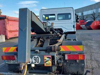 2004-mercedes-benz-atego-918-1412665-45280859