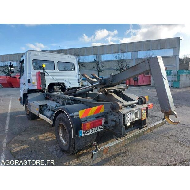 2004 Mercedes-Benz ATEGO 918-45280860