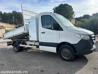 2021-mercedes-benz-sprinter-1412668-45280882