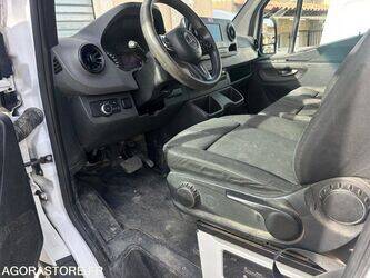 2021-mercedes-benz-sprinter-1412668-45280885