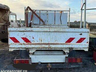 2002-mercedes-benz-sprinter-1412670-45280904