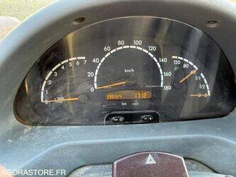 2002-mercedes-benz-sprinter-1412670-45280910