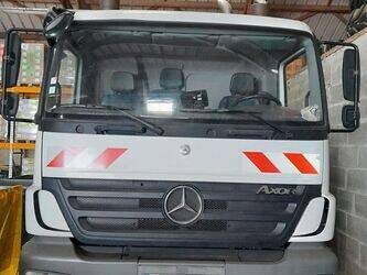 صورة ل شاحنات النفايات 2009 مرسيدس بنز 1829 للبيع في فرنسا