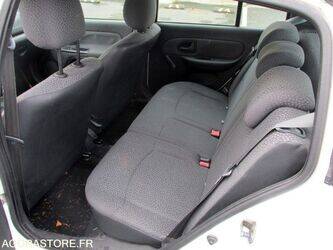 2007-renault-clio-1412405-45281169