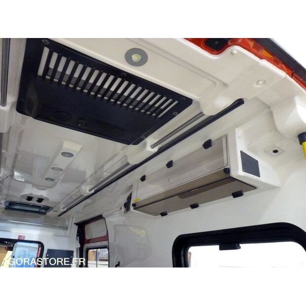 2010 Renault Master-45281196