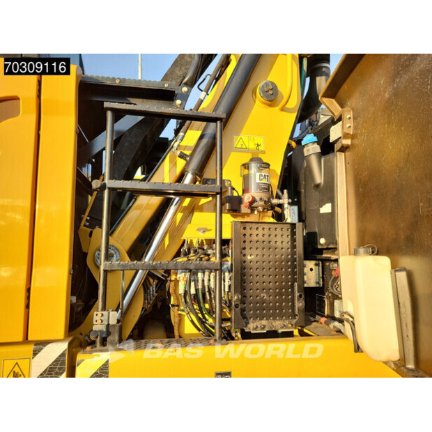 2018 Caterpillar MH3024-45281860