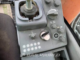 2018-hitachi-zx490-lch-6-1412692-45281964