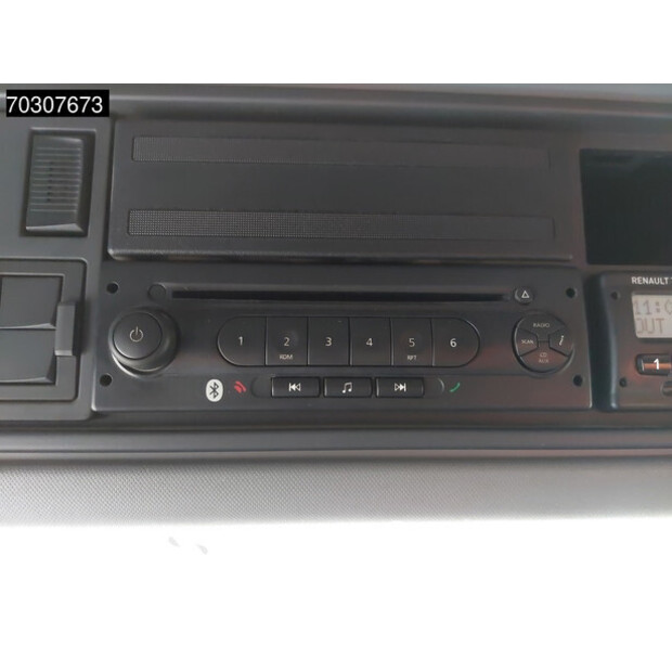 2017 رينو C380-45282058