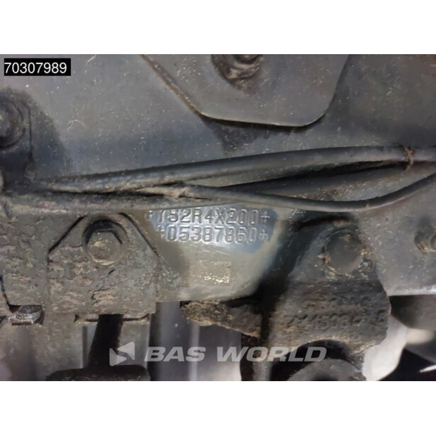 2015 Scania R490-45282220