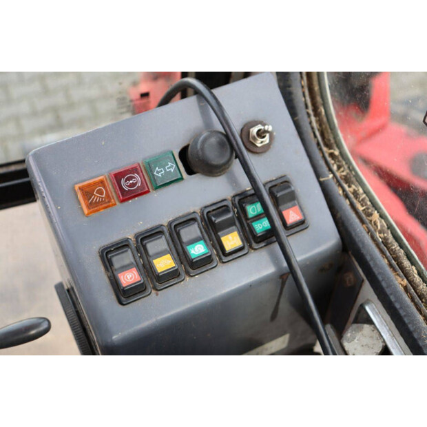 تاكوتشي TB175W-45282892