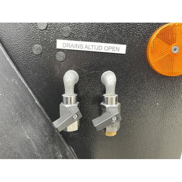 2017 Doosan 7/31-45282993