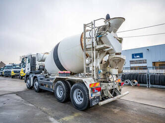 2010-man-tgs-32-360-1412728-45283343