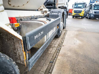 2010-man-tgs-32-360-1412728-45283350