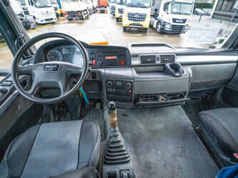 2010-man-tgs-32-360-1412728-45283353