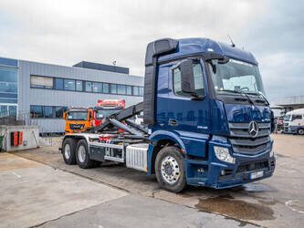 2015-mercedes-benz-actros-2648-45283442